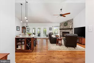 1915 Polk Rd, Edinburg, VA 22824 - Photo 6