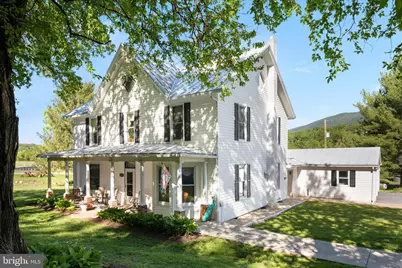 4263 St Davids Church, Fort Valley, VA 22652 - Photo 2