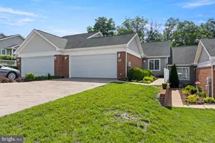 192 Stony Pointe Way, Strasburg, VA 22657 - Photo 2