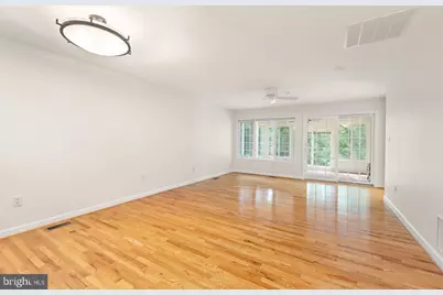 192 Stony Pointe Way, Strasburg, VA 22657 - Photo 18