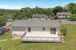 114 Hillview Dr, Maurertown, VA 22644 - Photo 46