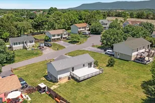 114 Hillview Dr, Maurertown, VA 22644 - Photo 42