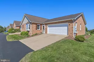 47 Logan Cir, Strasburg, VA 22657 - Photo 2