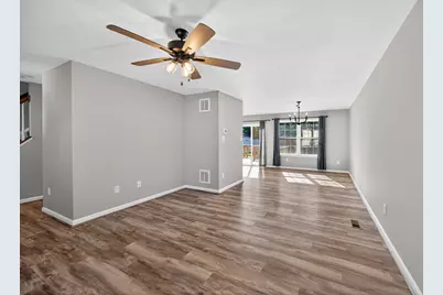 207 S Loudoun Street, Strasburg, VA 22657 - Photo 8