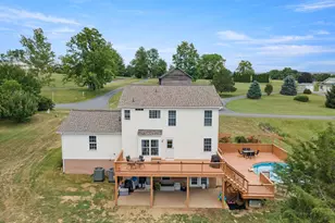 1233 Country Brook Rd, Toms Brook, VA 22660 - Photo 6