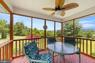 422 W Court St, Woodstock, VA 22664 - Photo 1