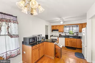 422 W Court St, Woodstock, VA 22664 - Photo 10