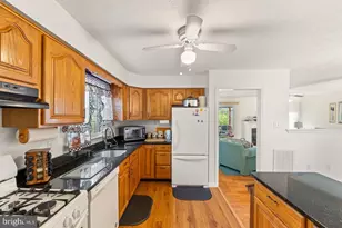 422 W Court St, Woodstock, VA 22664 - Photo 8