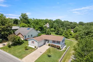 422 W Court St, Woodstock, VA 22664 - Photo 4
