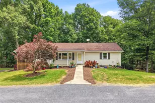 356 White Oak Ln, New Market, VA 22844 - Photo 1
