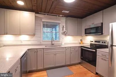 206 Dale, Basye, VA 22810 - Photo 20