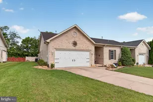 1222 White Rock Ct, Woodstock, VA 22664 - Photo 2