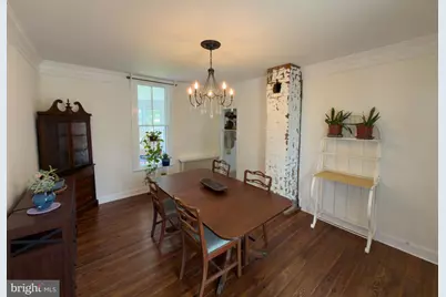 285 S Massanutten Street, Strasburg, VA 22657 - Photo 6