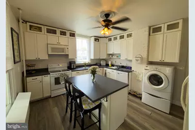 285 S Massanutten Street, Strasburg, VA 22657 - Photo 4