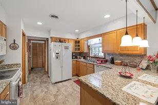 908 Jonathan St, Woodstock, VA 22664 - Photo 32