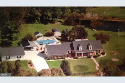 908 Jonathan Street, Woodstock, VA 22664 - Photo 2