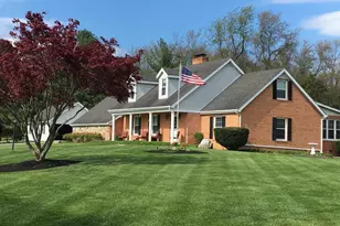 908 Jonathan St, Woodstock, VA 22664 - Photo 1