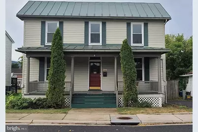 214 E Queen Street, Strasburg, VA 22657 - Photo 1
