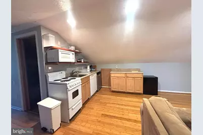 78 Cloverdale #REAR APT, Woodstock, VA 22664 - Photo 8