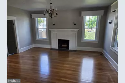 240 S Holliday Street, Strasburg, VA 22657 - Photo 8