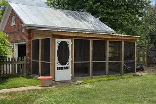 240 S Holliday St, Strasburg, VA 22657 - Photo 18