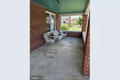 240 S Holliday Street, Strasburg, VA 22657 - Photo 6