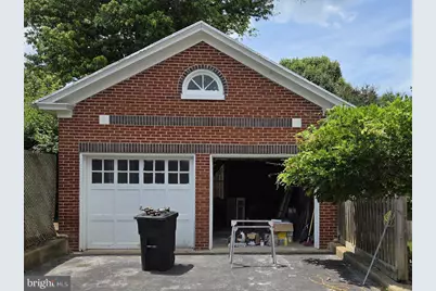 240 S Holliday Street, Strasburg, VA 22657 - Photo 16