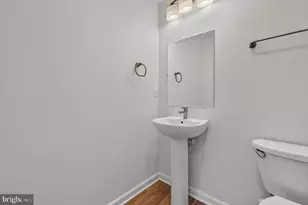 963 Woodstock Commons Dr, Woodstock, VA 22664 - Photo 12