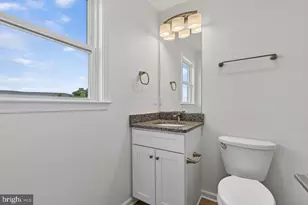 961 Woodstock Commons Dr, Woodstock, VA 22664 - Photo 28