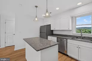 961 Woodstock Commons Dr, Woodstock, VA 22664 - Photo 14