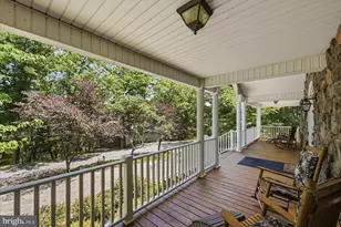 226 Early Dr, Basye, VA 22810 - Photo 8