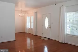 335 S Commerce St, Woodstock, VA 22664 - Photo 4