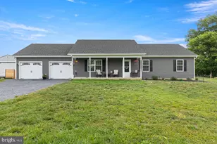 143 Meadow Dr, Edinburg, VA 22824 - Photo 2