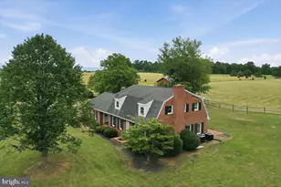 2447 Headquarters Rd, Edinburg, VA 22824 - Photo 4