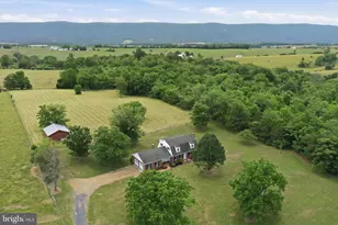 2447 Headquarters Rd, Edinburg, VA 22824 - Photo 114