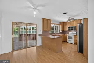 1627 Barbershop Rd, Edinburg, VA 22824 - Photo 10