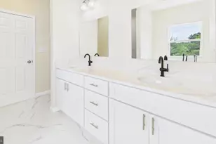 211 211 Princess Caroline Ct, Edinburg, VA 22824 - Photo 58