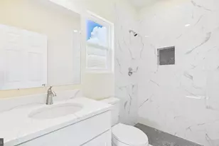 211 211 Princess Caroline Ct, Edinburg, VA 22824 - Photo 28