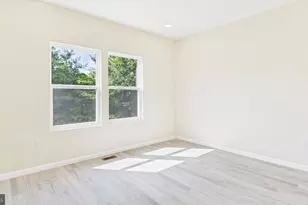 211 211 Princess Caroline Ct, Edinburg, VA 22824 - Photo 22