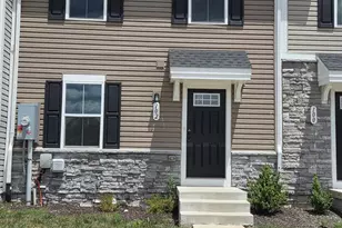 102 Spring Pl, Strasburg, VA 22657 - Photo 1