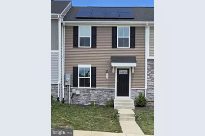 102 Spring Place, Strasburg, VA 22657 - Photo 2
