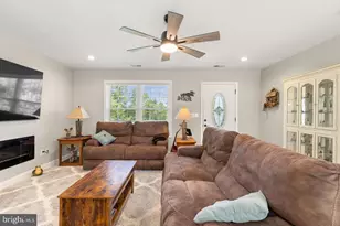 58 Cedar Ln, Woodstock, VA 22664 - Photo 6