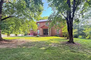 11 Hickory Ln, Woodstock, VA 22664 - Photo 1