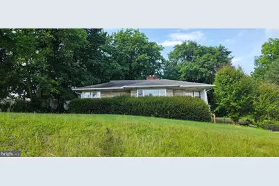 104 E South Street, Woodstock, VA 22664 - Photo 2