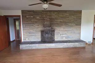 104 E South St, Woodstock, VA 22664 - Photo 8