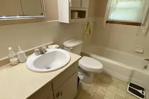 328 Lee St, Strasburg, VA 22657 - Photo 18