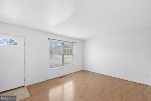 227 Kadies Ln, Edinburg, VA 22824 - Photo 6