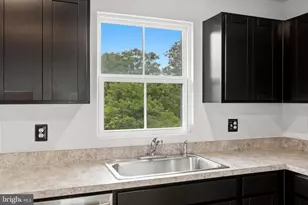 309 Williams St, Strasburg, VA 22657 - Photo 12