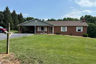57 Lindsay Ln, Edinburg, VA 22824 - Photo 1