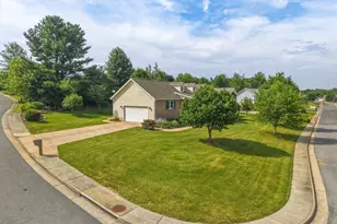705 Stonecrest Dr, Woodstock, VA 22664 - Photo 4